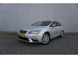Seat Leon ST 1.0 EcoTSI Style Connect Climate / Navi / Cruise / Camera / Parkeersens. / Trekhaak / NAP