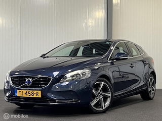 Volvo V40 1.6 D2 Momentum Bus. [ xenon cruise BLIS ]