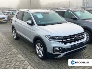 Volkswagen T-Cross 1.5 TSI Style 150pk DSG/AUTO | Camera achter | Led koplampen | Navigatie via app connect | Stoelverwarming | Adaptief cruise control | Parkeersensoren V+A | 17"LMV