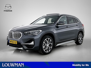 BMW X1 sDrive20i Business Edition Plus / Panoramadak / Elec. BMW sportstoelen / Sfeerverlichting