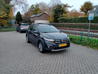 Dacia Sandero Stepway 1.0 TCe 90 Comfort AUTOMAAT navi clima 26000km!! ALLINPRIJS