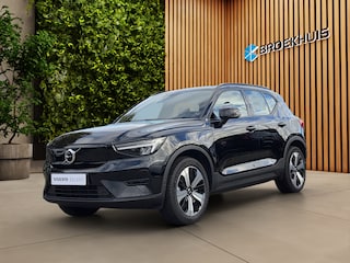 Volvo XC40 Recharge Core 70 kWh | Trekhaak | Camera | Stuur/stoelverwarming