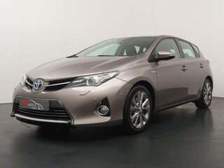 Toyota Auris 1.8 Hybrid Executive - Navigatie - Climate Control - Parkeersensoren V+A
