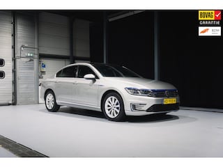 Volkswagen Passat 1.4 TSI GTE Highline | Climate control | Carplay | Navigatie | Adapt. Cruise | Panorama dak