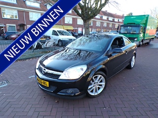 Opel Astra TwinTop 1.8 Temptation APK 12-10-2026....