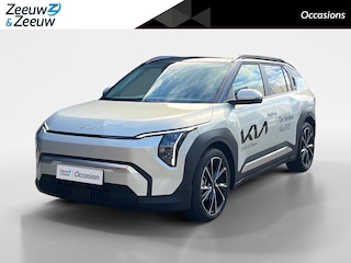 Kia EV3 Plus Advanced 58.3 kWh | 19 inch LMV | Zwart dak | Glazen schuif-/kanteldak | Harman/Kardon | Elektrisch bedienbare achterklep | Elektrisch verstelbare bestuurdersstoel | Lederen bekleding | Stoel- en stuurverwarming | Parkeersensoren voor- en achter | Draadloos Apple/Android Carplay | Achteruitrijcamera | Adaptive Cruise Control