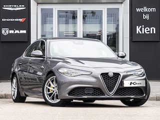 Alfa Romeo Giulia 2.0T Super | Xenon | Navi | Clima | BTW |