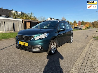 Peugeot 2008 1.2 PureTech Blue Lion Navigatie*Cruise*Trekhaak*Airco*NAP*Parkeersensoren*2e eigenaar*