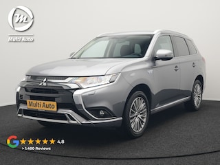Mitsubishi Outlander 2.4 Pure Plug In Hybrid 225pk Dealer O.H. PHEV | Apple Carplay | Camera | Sportstoelen Verwarmd | Keyless | Cruise Control | DAB |