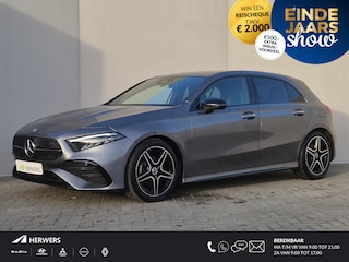 Mercedes-Benz A-klasse 200 AMG Line Automaat / Trekgewicht 1600 Kg / Stoelverwarming / Achteruitrijcamera / Navigatie / Keyless Entry/Start / Adaptief CC / Climate control / Parkeersensoren voor en achter /