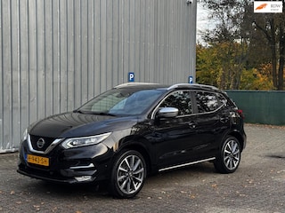 Nissan Qashqai 1.3 DIG-T Tekna + / Leder + Pano + ACC / Automaat