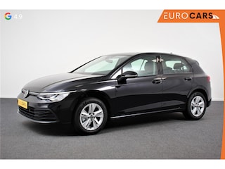 Volkswagen Golf 1.5 TSI 130pk Life Navigatie Climate control Camera Parkeer sensoren Virtual Cockpit Stoel en Stuur verwarming