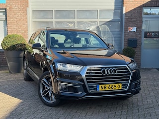 Audi Q7 3.0 TDI e-tron quattro Sport Panoramadak / Trekhaak.