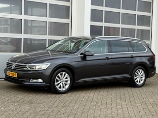 Volkswagen Passat 1.6 TDI 120PK Comfortline Aut. Navi Camera Trekhaak NW APK!