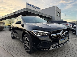 Mercedes-Benz GLA 200 AMG Line aut Pano-Dak | Camera | LED |