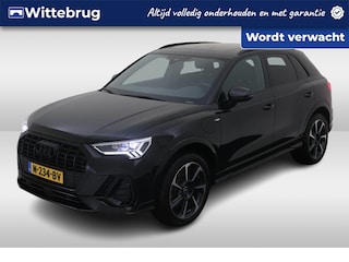 Audi Q3 45 TFSI e 245pk S-Tronic S edition / Panoramadak / S-Line Exterieur & Interieur / Elek. Achterklep / LED koplampen / Navigatie / Camera / Privacy Glas / 19" LMV