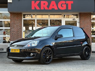 Ford Fiesta ST 2.0-16V 150 pk - navi - airco - zeer sportief!