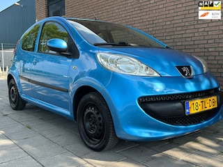 Peugeot 107 1.0-12V XS