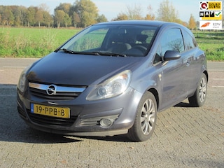 Opel Corsa 1.2-16V Color Edition