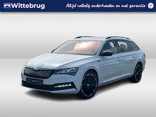 Skoda Superb Combi 1.4 TSI iV 218pk Sportline DSG Automaat / Panoramadak / Navigatie / APP / LED / Parkeersensoren / 360 Camera / LM 19 inch