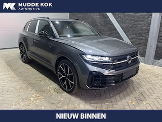 Volkswagen Touareg 3.0 TSi eHybrid 4MOTION R Edition | NIEUW | Luchtvering | Head-Up | 22 Inch | Massage | Schuifdak | Trekhaak