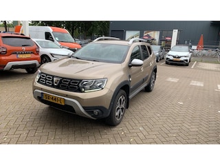 Dacia Duster 1.2 TCe Prestige | Climate control | Cruise Control | Verwambare voorstoelen | Navigatie |