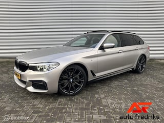 BMW 5-serie Touring 520i M-Sport | PANO | Trekhaak | Org. NL | 20' |