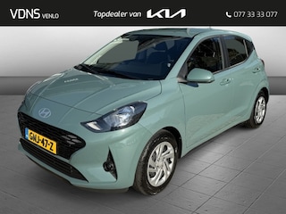 Hyundai i10 1.0 Comfort Smart - NAVI + CAMERA + TREKHAAK - ZEER LAGE KM STAN