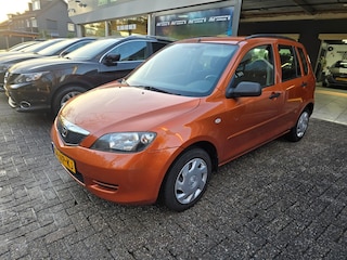 Mazda 2 1.4 Exclusive | INRUILKOOPJE | GEINIG VOOR WEINIG| AIRCO |