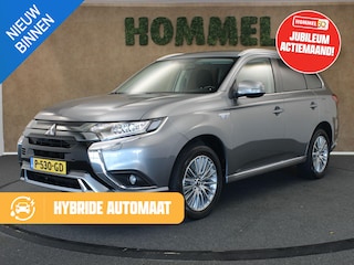 Mitsubishi Outlander 2.4 PHEV Intense+ - CRUISE CONTROL - CAMERA - LICHTMETALEN VELGEN 18 INCH - CLIMATE CONTROL - STOELVERWARMING VOORZIJDE - EXTRA GETINT GLAS - KEYLESS ENTRY/START