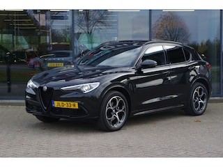 Alfa Romeo Stelvio 2.0 T 280 PK AWD Q4 Veloce, Adap. Onderstel, Panoramadak, Trekhaak, H/K Sound, Lederen Sportstoelen