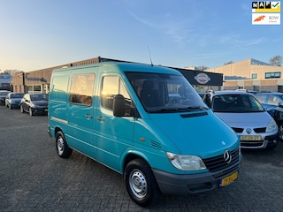 Mercedes-Benz Sprinter 208 CDI 2.2 300(rolstoelvervoer met elektrische lift,bj02,3999,-)