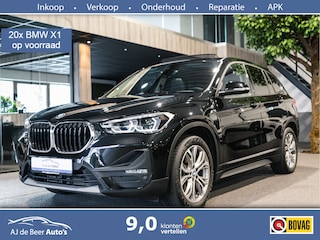 BMW X1 xDrive25e High Executive Sportline | Panorama | Camera | HUD | 4x4 | Stoelverwarming