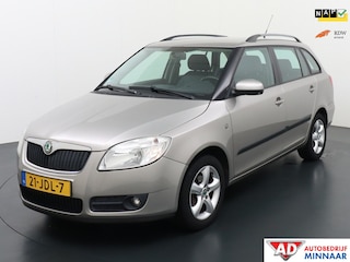 Skoda Fabia Combi 1.6-16V Ambition Bns | Trekhaak | Cruise control | Airco
