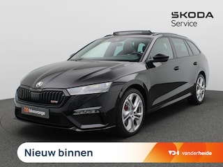 Skoda Octavia Combi 1.4 TSI RS iV PHEV Business 245PK DSG Pano-Schuifdak, 98% SOH, Memorystoel, Head-Up Display, Side Assist, 19" LM Velgen, Navi
