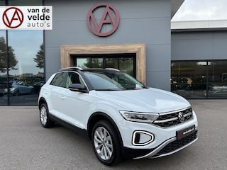 Volkswagen T-Roc 1.5 TSI 150pk DSG Style | Trekhaak | Navi | IQ light | Adapt. Cruise | Rijklaar incl. garantie