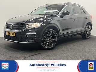 Volkswagen T-Roc 1.0 TSI Style | NAVI | TREKHAAK | ACC |