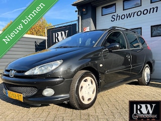 Peugeot 206 SW 1.6-16V *AIRCO*NIEUWE KOPPELING*TREKHAAK*