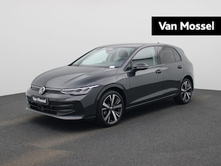 Volkswagen Golf 1.5 eHybrid Life Edition 204 PK | Fysieke Voorraad | Direct Leverbaar | 18 Inch Catania | Achteruitrijcamera | Parkeersensoren | Sfeerverlichting | Adaptieve Cruise Control | Digitale Cockpit