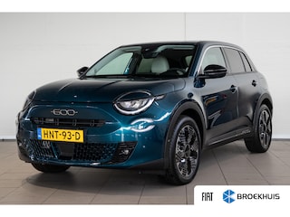 Fiat 600 1.2 Hybrid La Prima | Camera | Lederen bekleding | Stoelverwarming | Parkeersensoren | Keyless | Dodehoekbewaking |