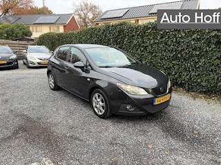 Seat Ibiza 1.6 Stylance | Autom. Airco | Elekt. Ramen | LMV | Trekhaak | 5 Deuren | Nieuwe APK!