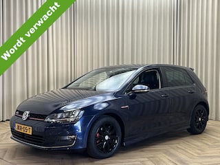Volkswagen Golf 1.2 TSI *GTI Look* Leder / Adapt. Cruise / Elek. Stoelverstelling / Stoelverwarming / ECC Clima / Navigatie / 16'' LMV