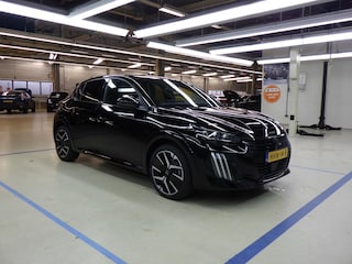 Peugeot 208 1.2 Hybrid 145 e-DCS6 GT | Achterbank in delen neerklapbaar | Achteruitrijcamera | Apple Carplay/Android Auto|telefoonintegratie premium
