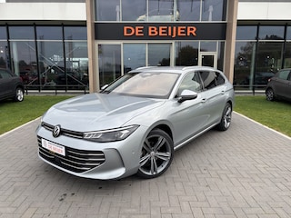 Volkswagen Passat Variant 1.5 eTSI 150pk Elegance Trekh. I Navigatie I Camera