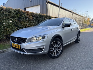 Volvo V60 2.0 D4 Polar+ / AUTOMAAT / LEER / MEMORY / SCHUIFDAK / NAVI