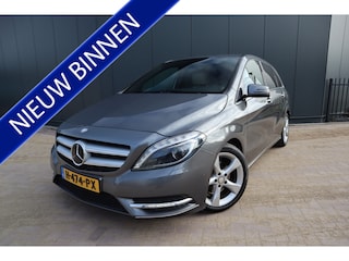 Mercedes-Benz B-klasse 180 Ambition Automaat Leder Navigatie Bi-Xenon Pdc Etc.
