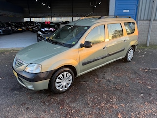 Dacia Logan 1.6-16V Lauréate 7p.