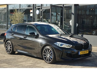 BMW M135i xDrive High Executive | ACC | PANO | H&K | elct. stoelen