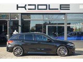 BMW M135i xDrive High Executive | ACC | PANO | H&K | elct. stoelen