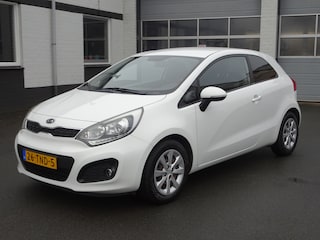 Kia Rio 1.2 CVVT Plus Pack Airco, elektrische ramen, centrale vergrendeling, enz.